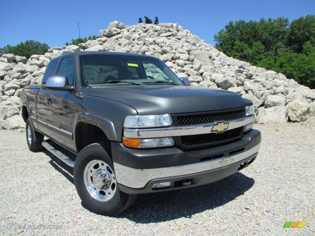 Medium Charcoal Gray Metallic Chevrolet Silverado 2500