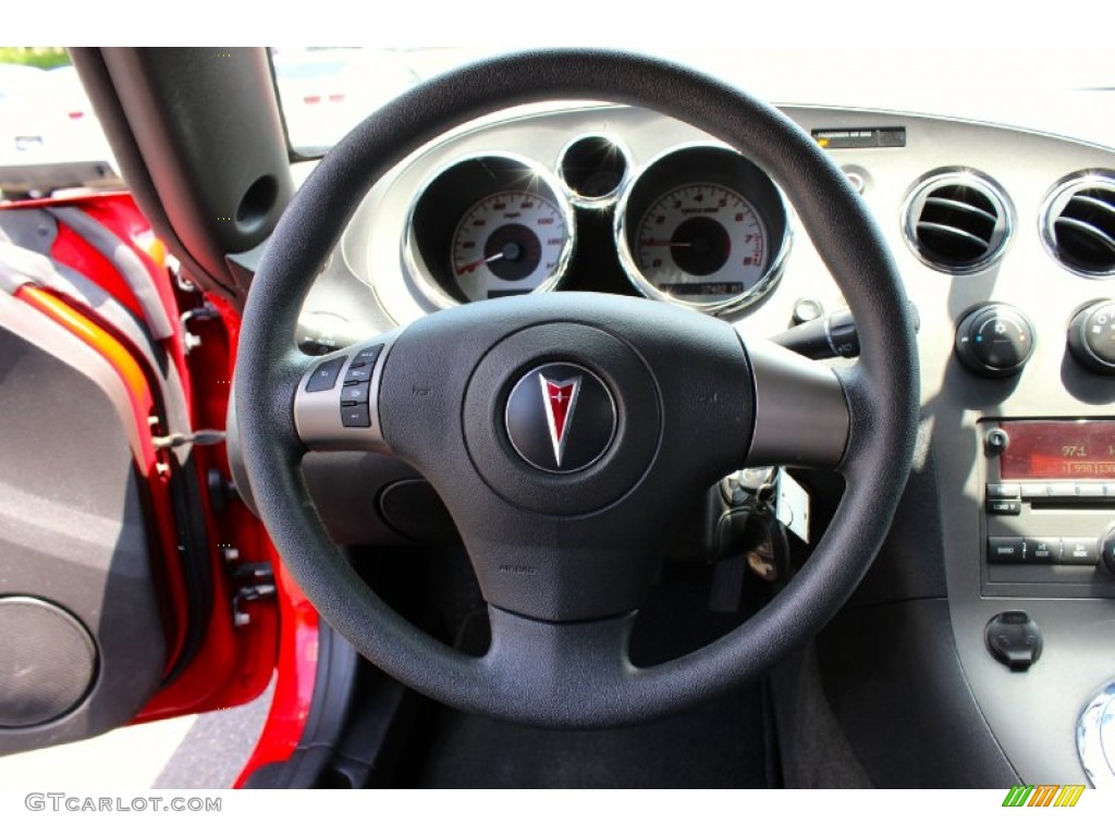 2007 Solstice Roadster - Aggressive Red / Ebony photo #14