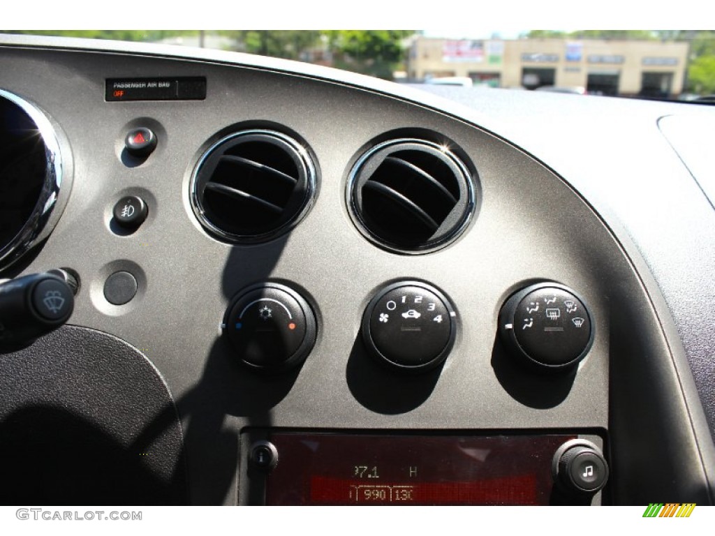 2007 Solstice Roadster - Aggressive Red / Ebony photo #17