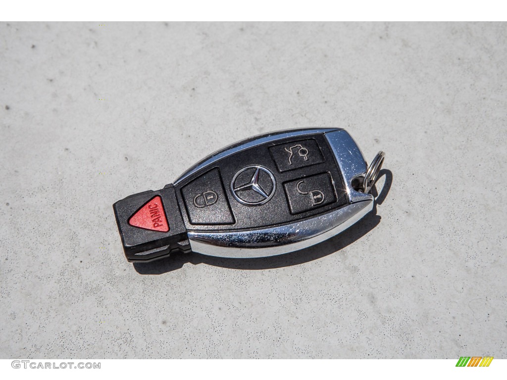 2012 Mercedes-Benz GLK 350 Keys Photos