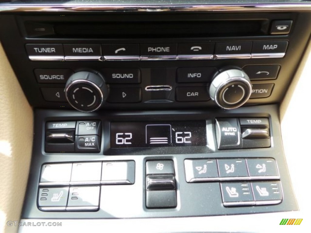 2014 Porsche Boxster Standard Boxster Model Controls Photo #94279274