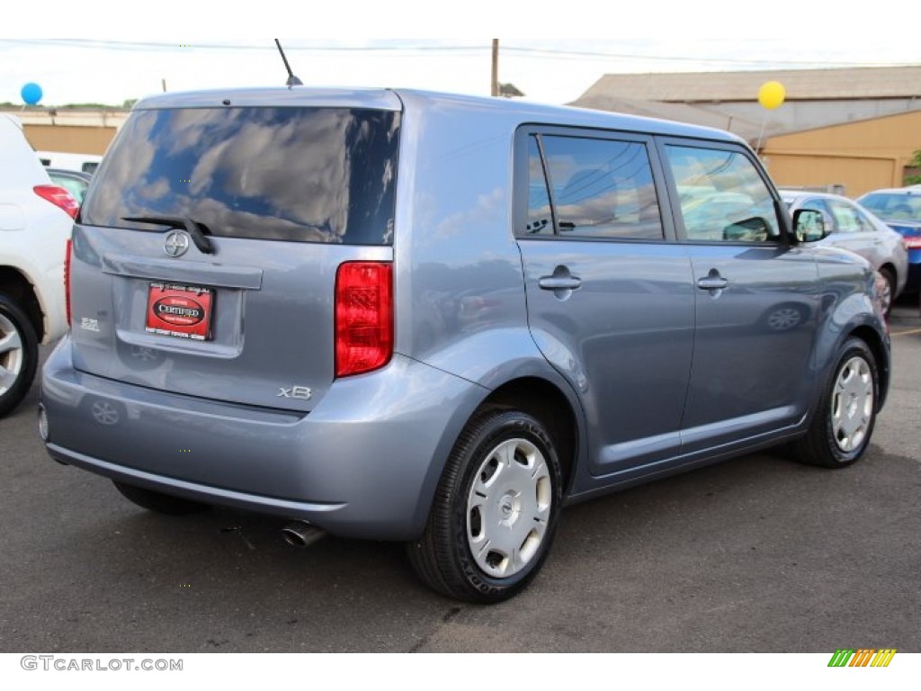 2010 xB  - Stingray Metallic / Dark Gray photo #3