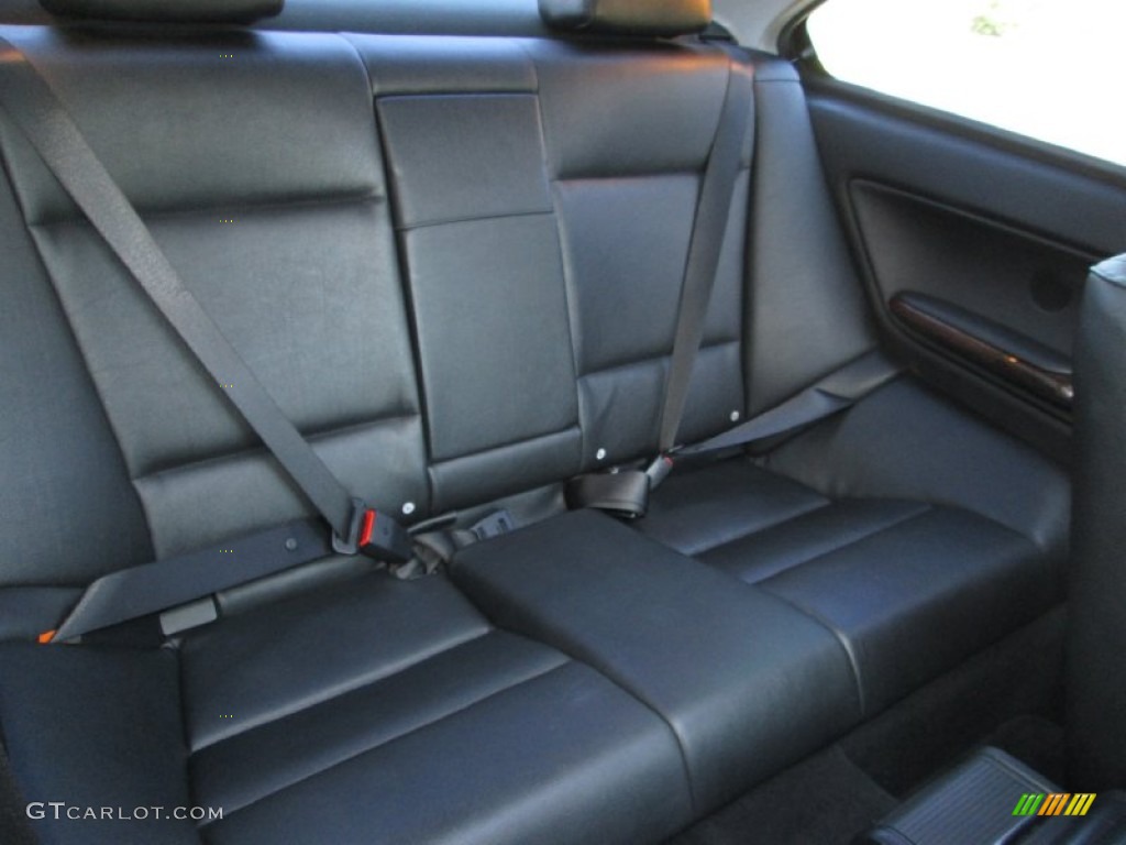 2006 BMW 3 Series 325i Coupe Rear Seat Photo #94285907