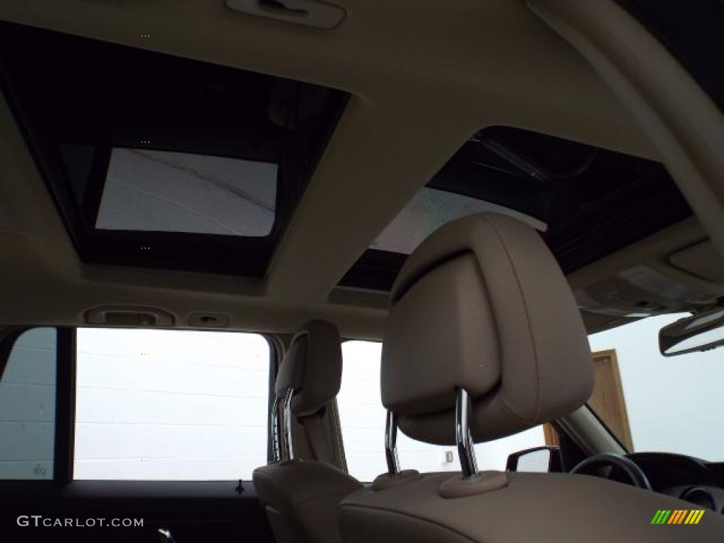 2011 GLK 350 4Matic - Barolo Red Metallic / Almond/Black photo #6