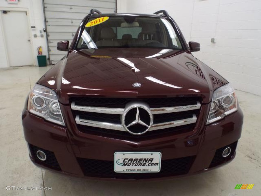 2011 GLK 350 4Matic - Barolo Red Metallic / Almond/Black photo #11