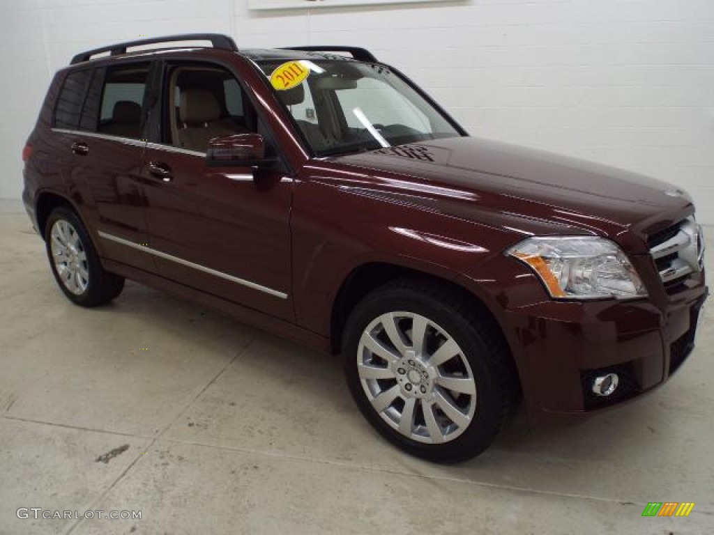 2011 GLK 350 4Matic - Barolo Red Metallic / Almond/Black photo #21