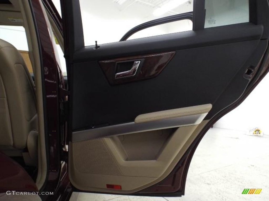 2011 GLK 350 4Matic - Barolo Red Metallic / Almond/Black photo #23