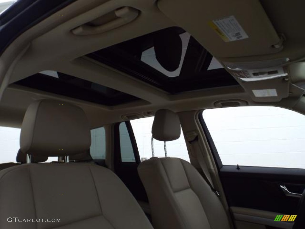 2011 GLK 350 4Matic - Barolo Red Metallic / Almond/Black photo #24