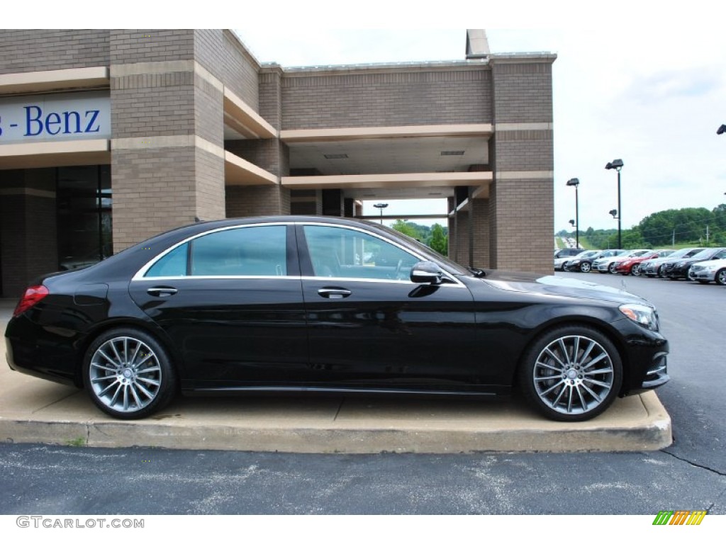 2015 S 550 4Matic Sedan - Black / Black photo #2