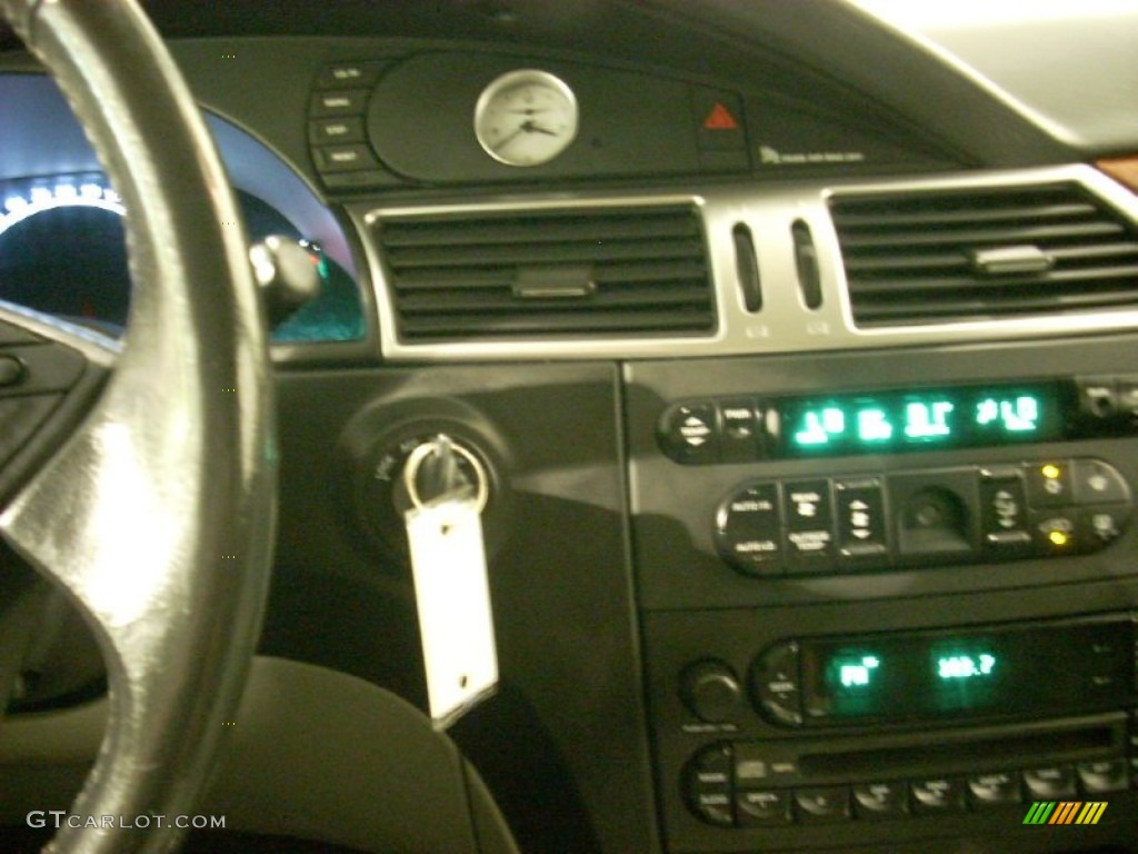 2007 Pacifica Touring - Brilliant Black / Dark Khaki/Light Graystone photo #14