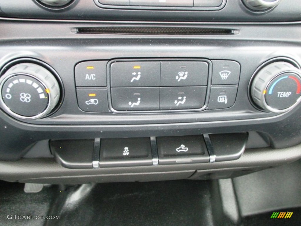 2015 GMC Sierra 2500HD Regular Cab Controls Photo #94295087
