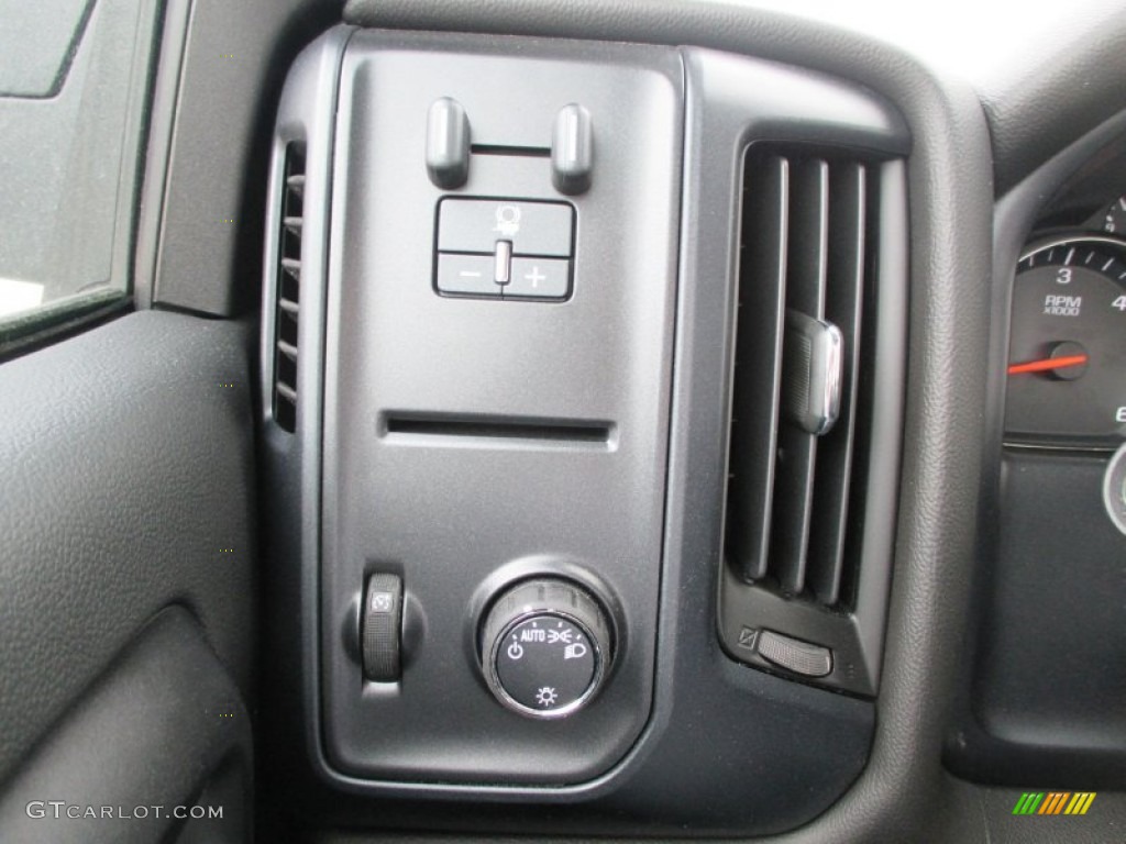 2015 GMC Sierra 2500HD Regular Cab Controls Photos