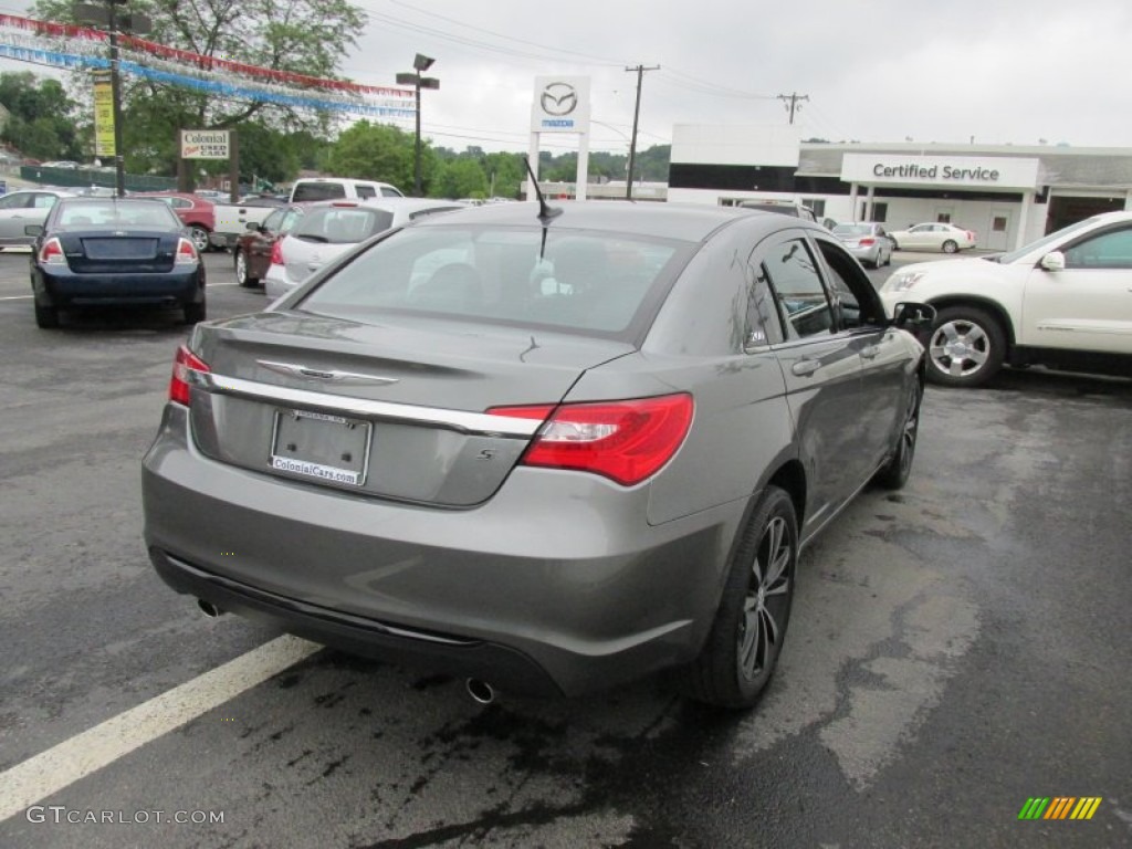 2011 200 S - Tungsten Metallic / Black photo #6