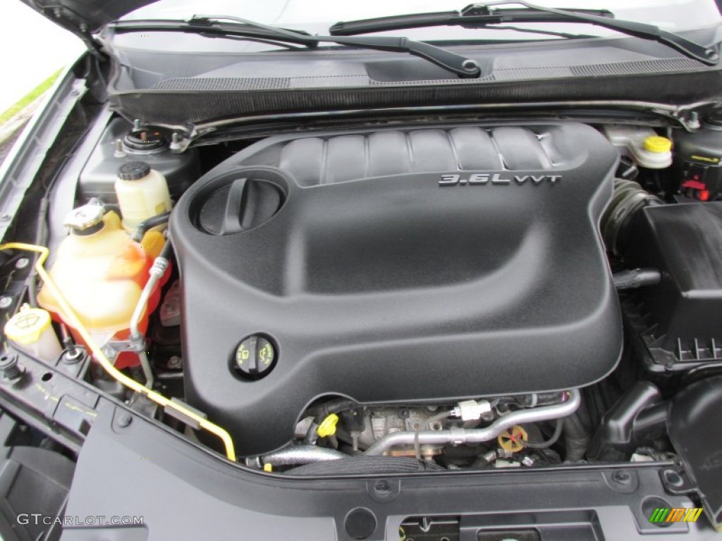 2011 200 S - Tungsten Metallic / Black photo #10