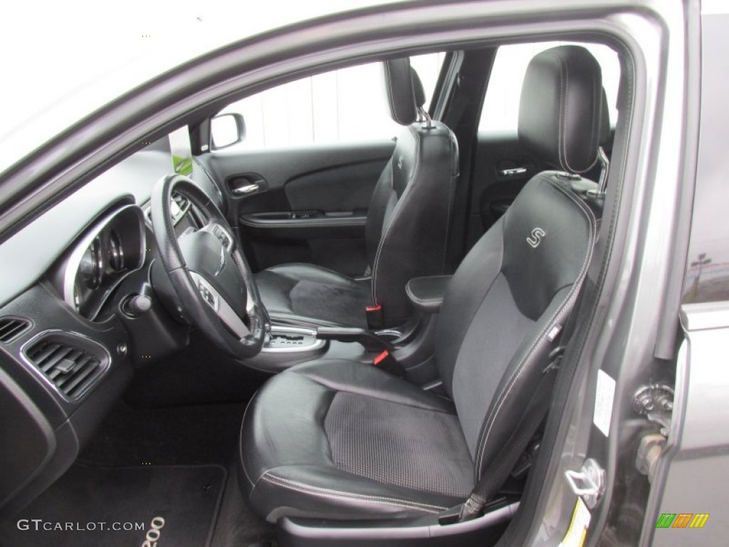 2011 200 S - Tungsten Metallic / Black photo #13