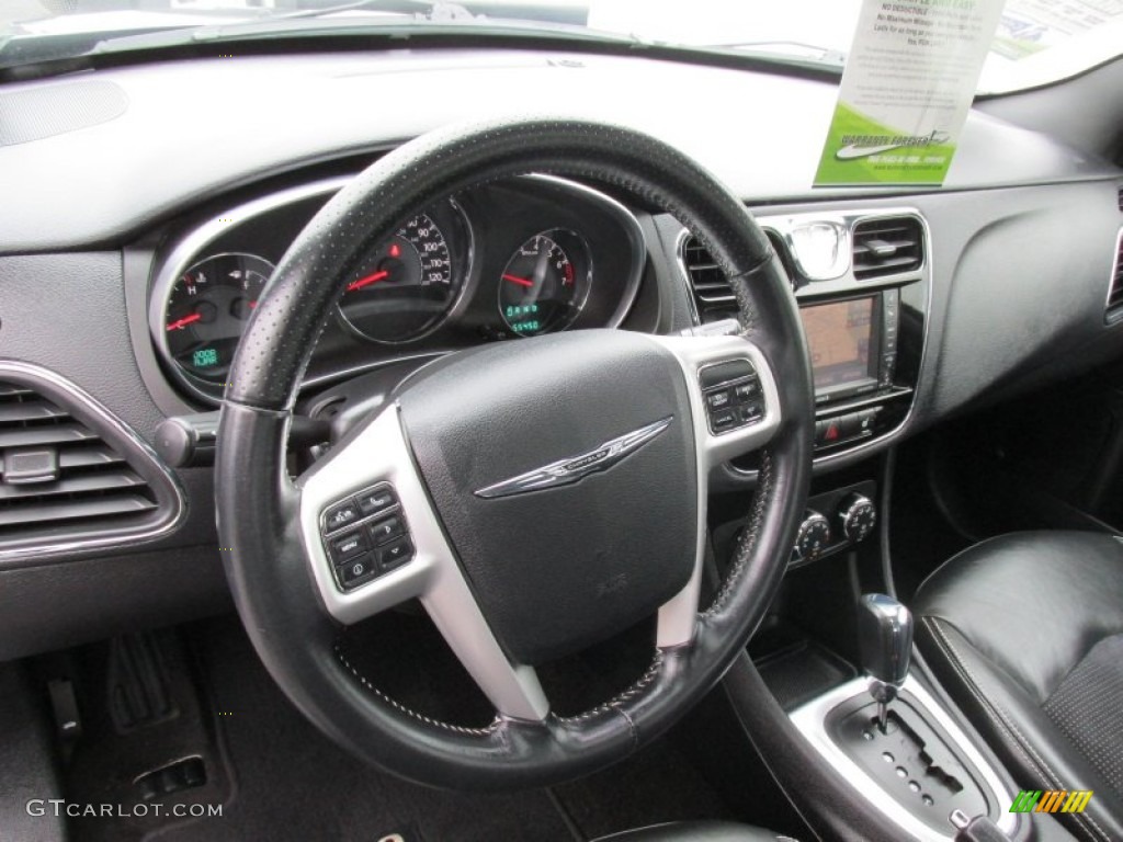 2011 200 S - Tungsten Metallic / Black photo #15