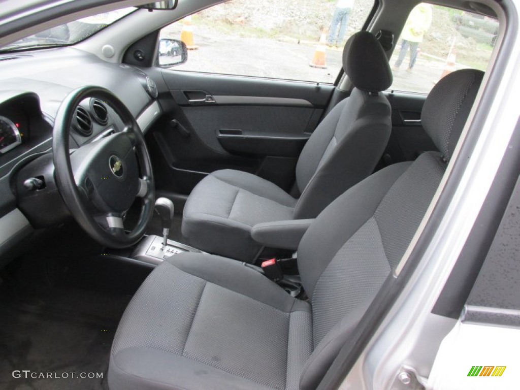 2008 Aveo LS Sedan - Cosmic Silver Metallic / Charcoal photo #11