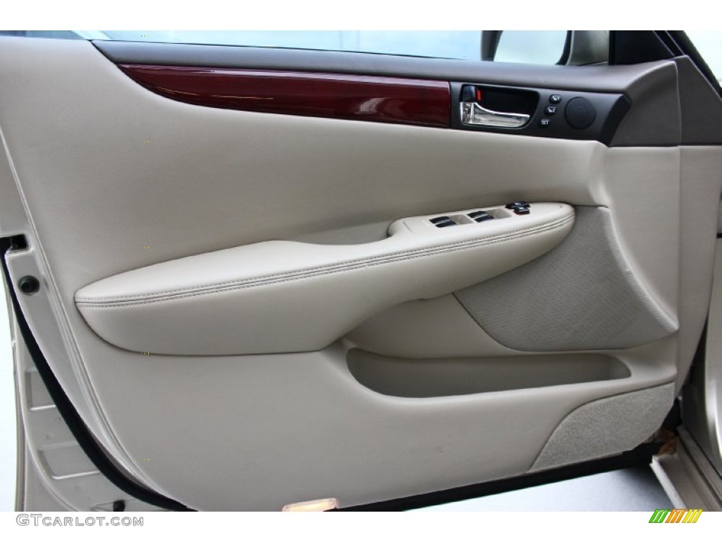 2003 ES 300 - Mystic Gold Metallic / Beige Leather photo #13