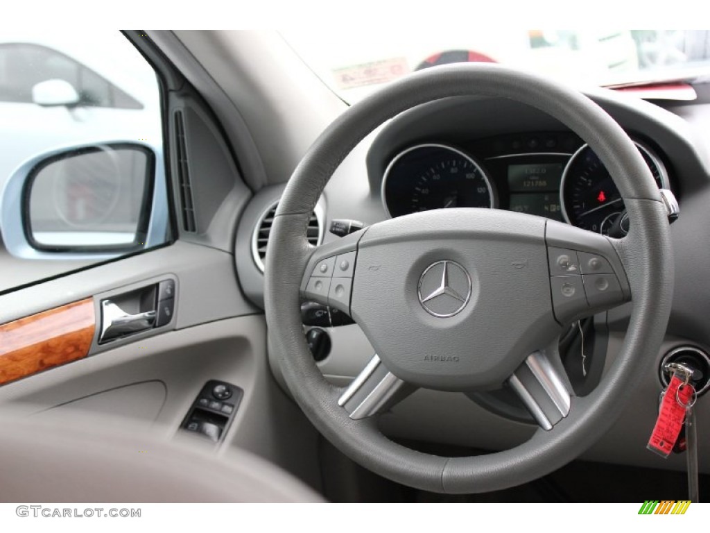 2007 Mercedes-Benz ML 350 4Matic Steering Wheel Photos