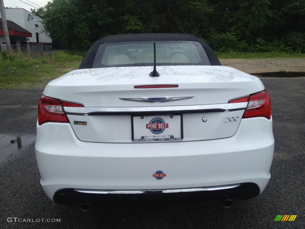 2014 200 Touring Convertible - Bright White / Black/Light Frost Beige photo #14