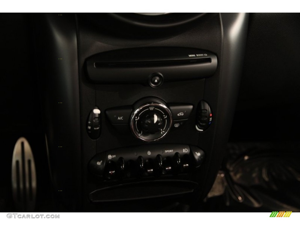 2014 Mini Cooper S Paceman All4 AWD Controls Photo #94313447