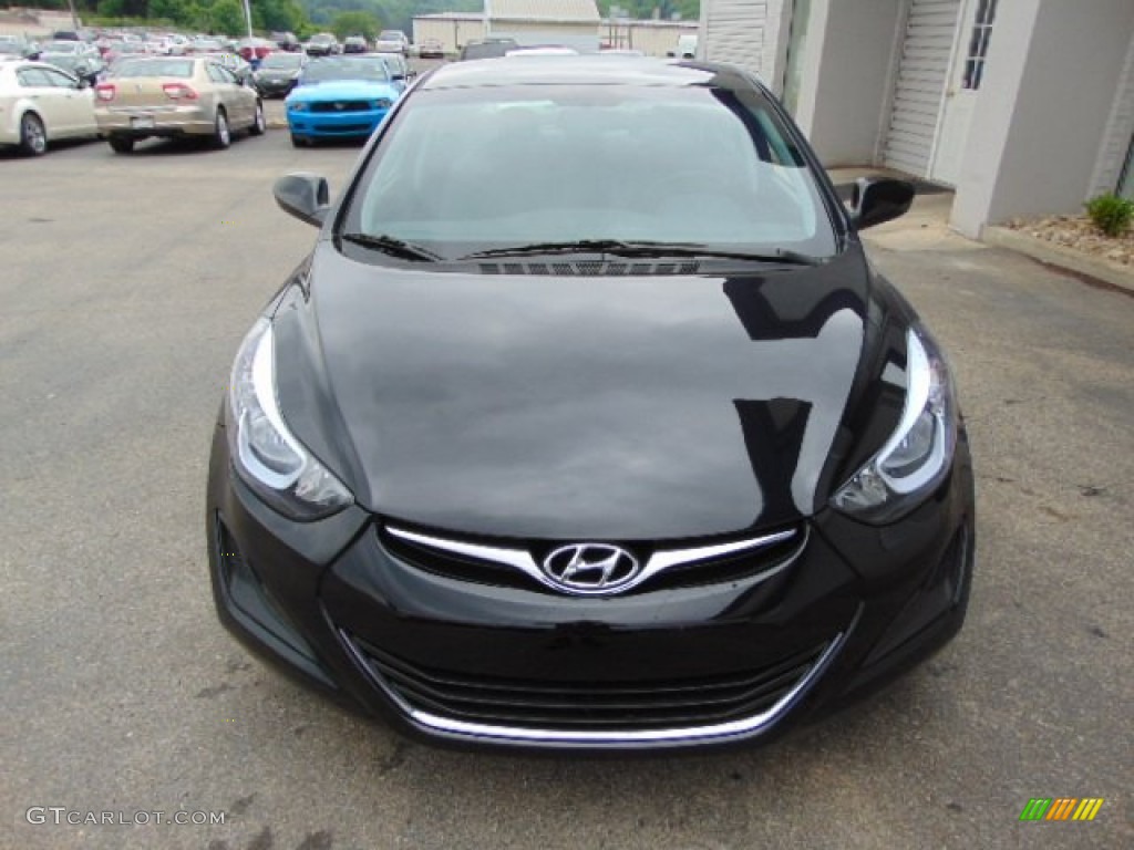 2014 Elantra SE Sedan - Black / Gray photo #4
