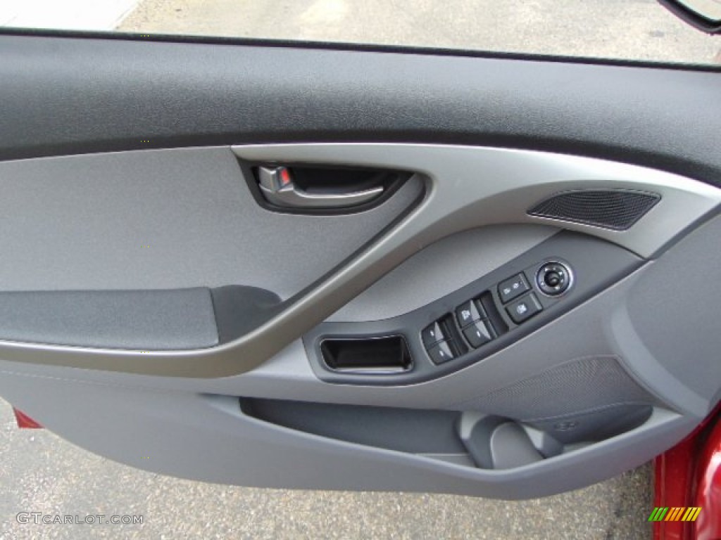 2014 Elantra SE Sedan - Red / Gray photo #9