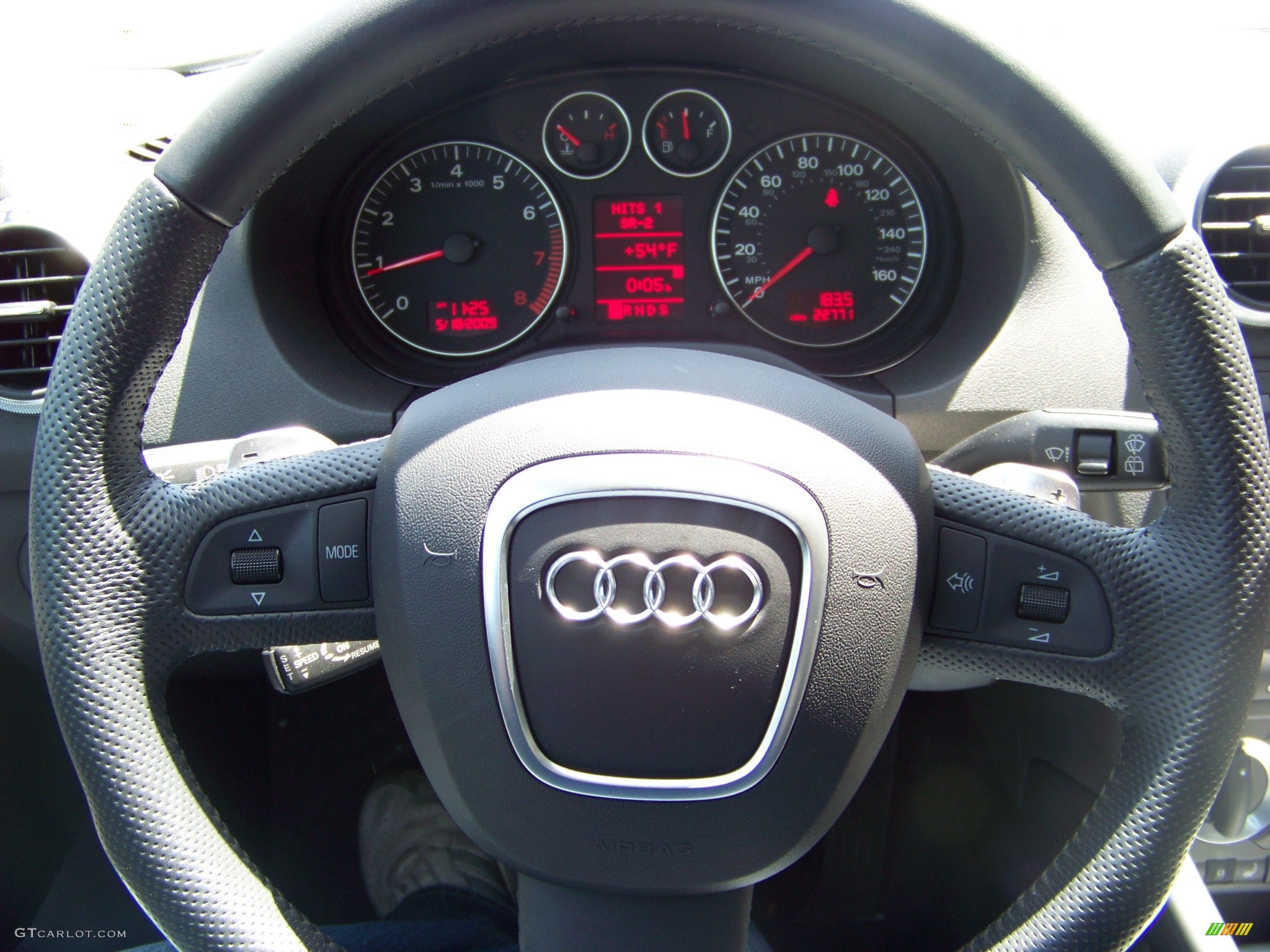 2008 A3 2.0T - Ibis White / Black photo #11