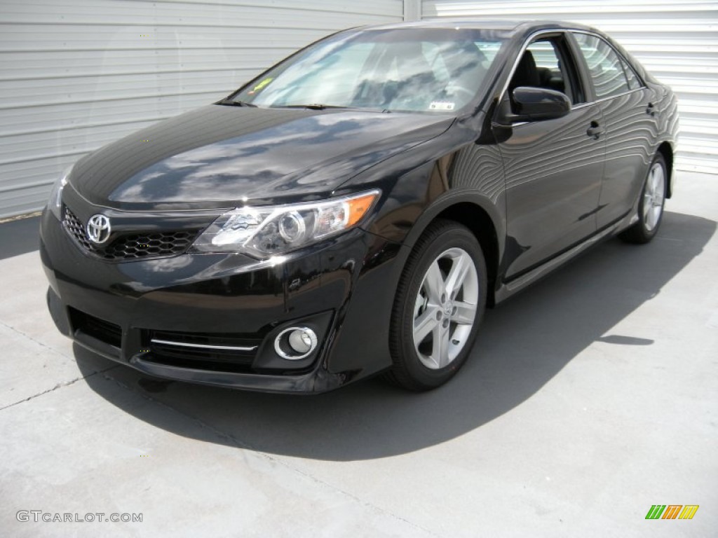 2014 Camry SE - Attitude Black Metallic / Black photo #7