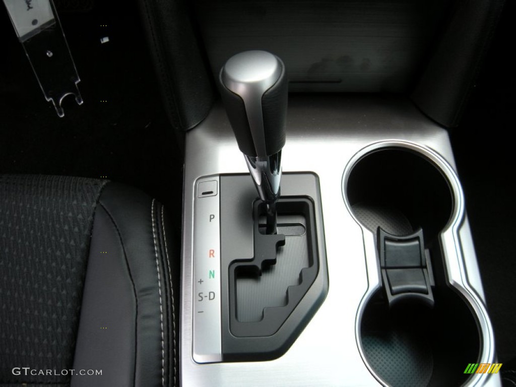 2014 Camry SE - Attitude Black Metallic / Black photo #28