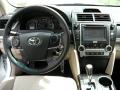 2014 Super White Toyota Camry LE  photo #25