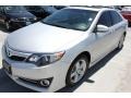 Classic Silver Metallic - Camry SE Photo No. 3