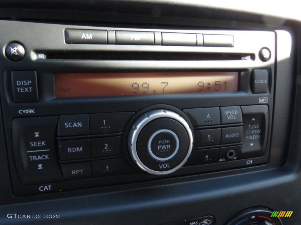 2014 Nissan NV200 SV Controls Photo #94337904