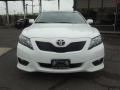 Super White - Camry SE Photo No. 6