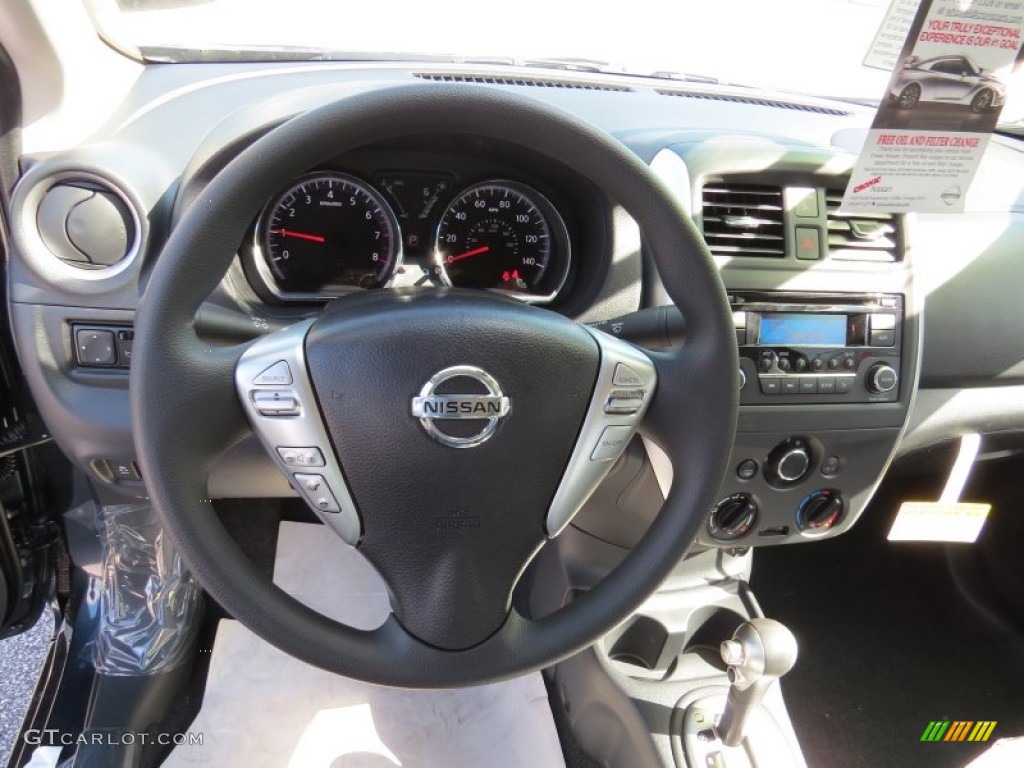 2015 Versa 1.6 SV Sedan - Graphite Blue / Charcoal photo #11