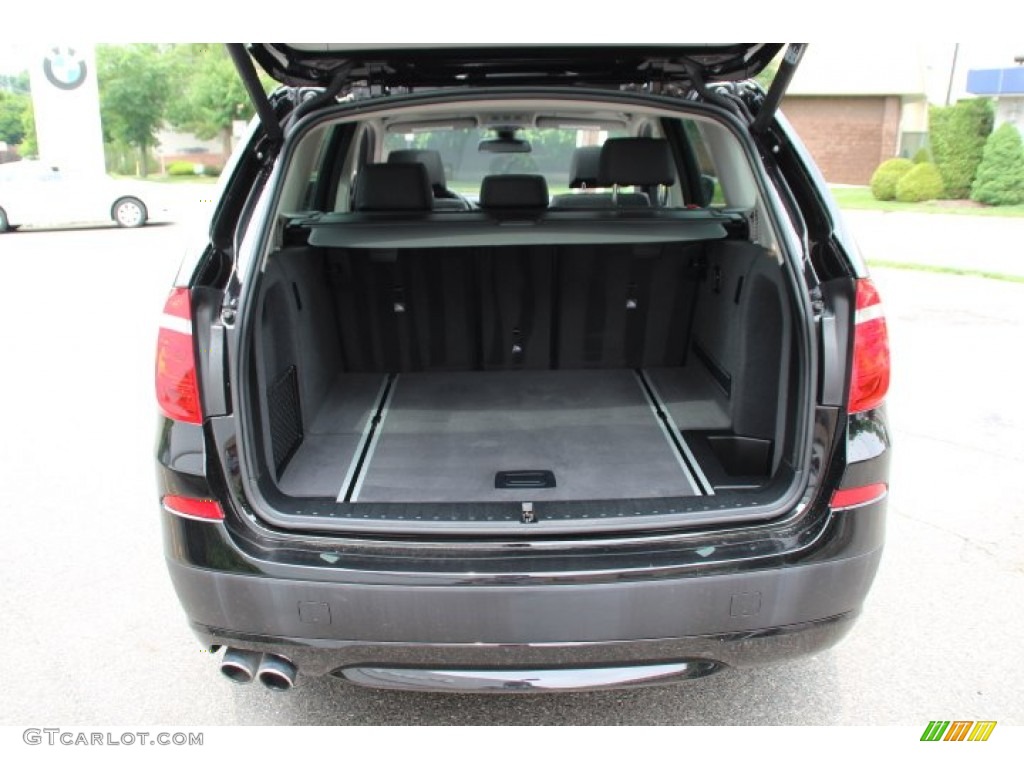 2014 BMW X3 xDrive28i Trunk Photos