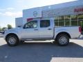 2014 Brilliant Silver Nissan Frontier SV Crew Cab  photo #2