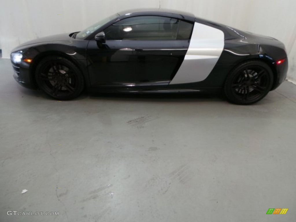 Phantom Black Pearl Effect 2011 Audi R8 5.2 FSI quattro Exterior Photo #94346964