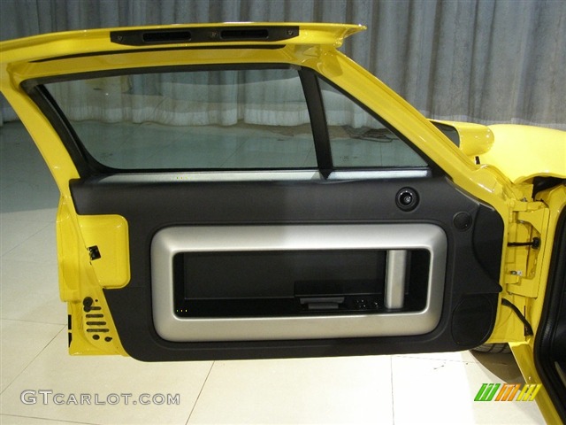 2006 Ford GT Standard GT Model Ebony Black Door Panel Photo #94348