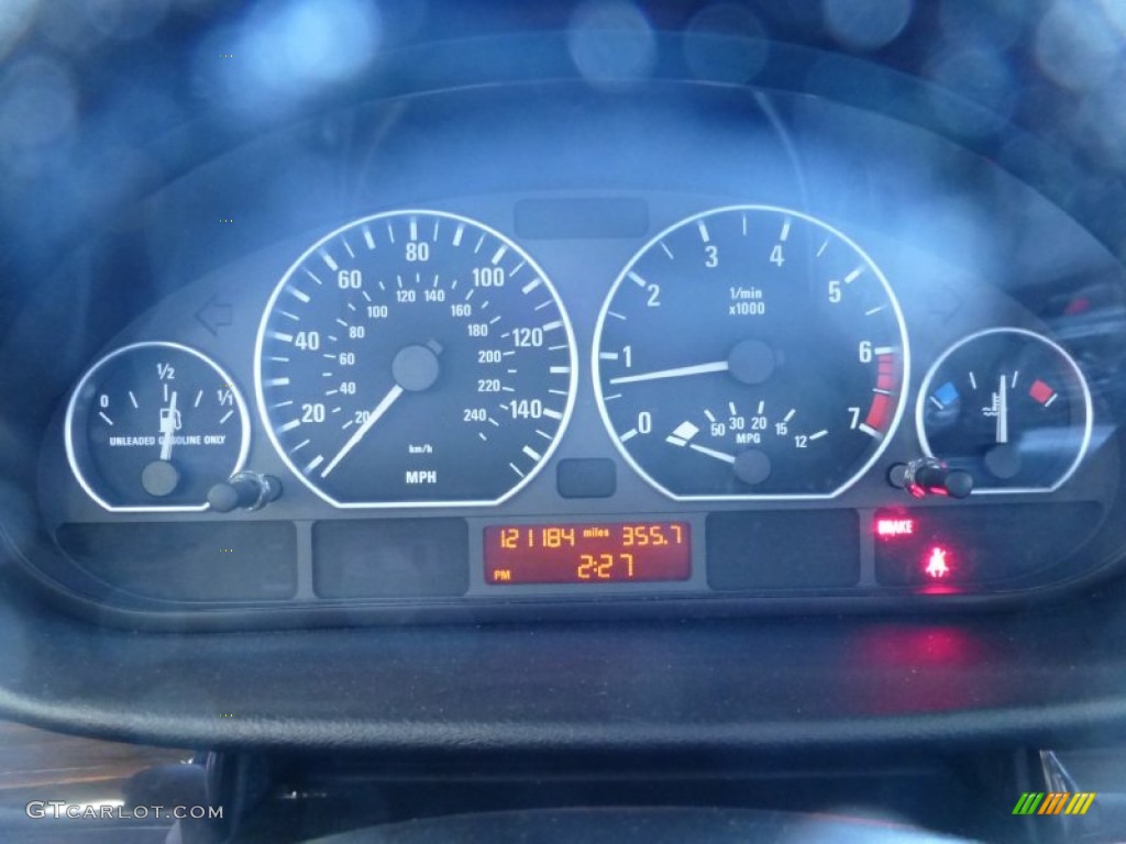 2003 BMW 3 Series 330i Sedan Gauges Photo #94347315