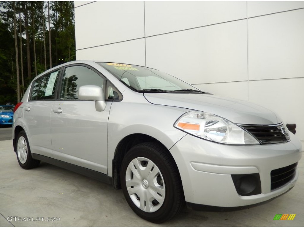 Brilliant Silver Metallic 2011 Nissan Versa 1.8 S Hatchback Exterior Photo #94350445