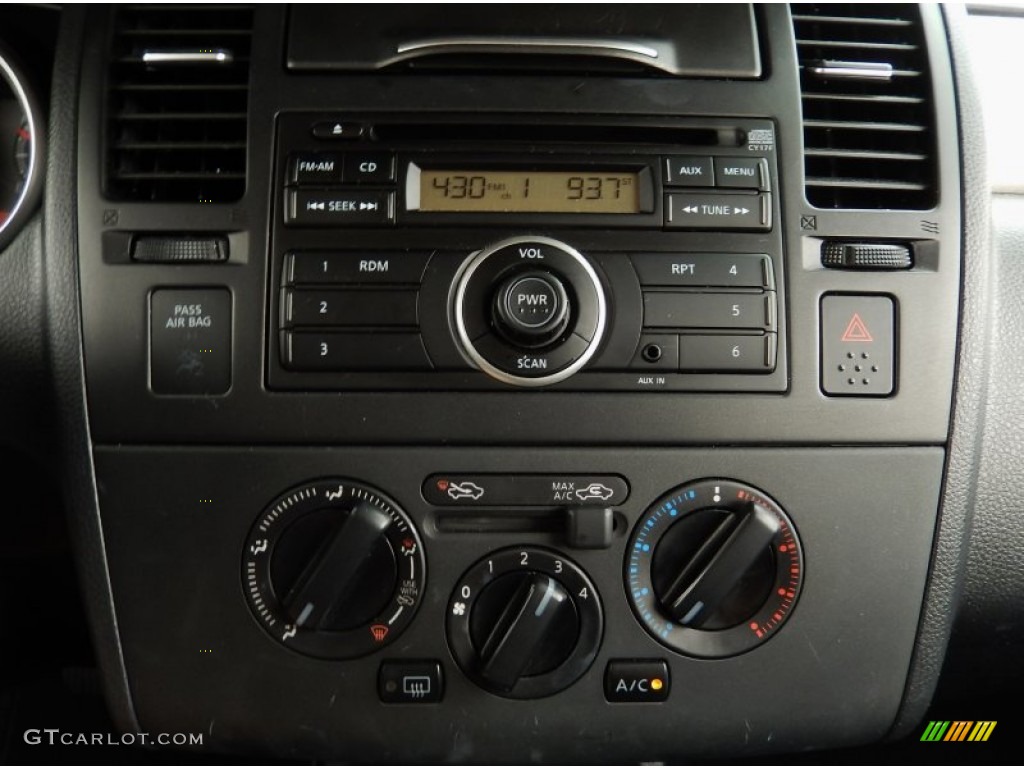 2011 Nissan Versa 1.8 S Hatchback Controls Photos