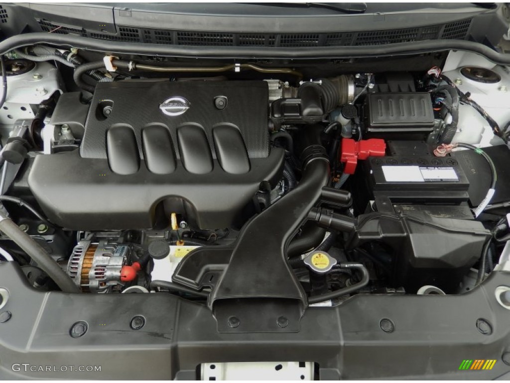2011 Nissan Versa 1.8 S Hatchback Engine Photos