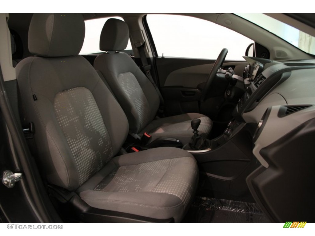 Jet Black/Dark Titanium Interior 2013 Chevrolet Sonic LS Hatch Photo #94350807
