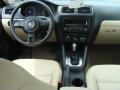 Candy White - Jetta SE Sedan Photo No. 8