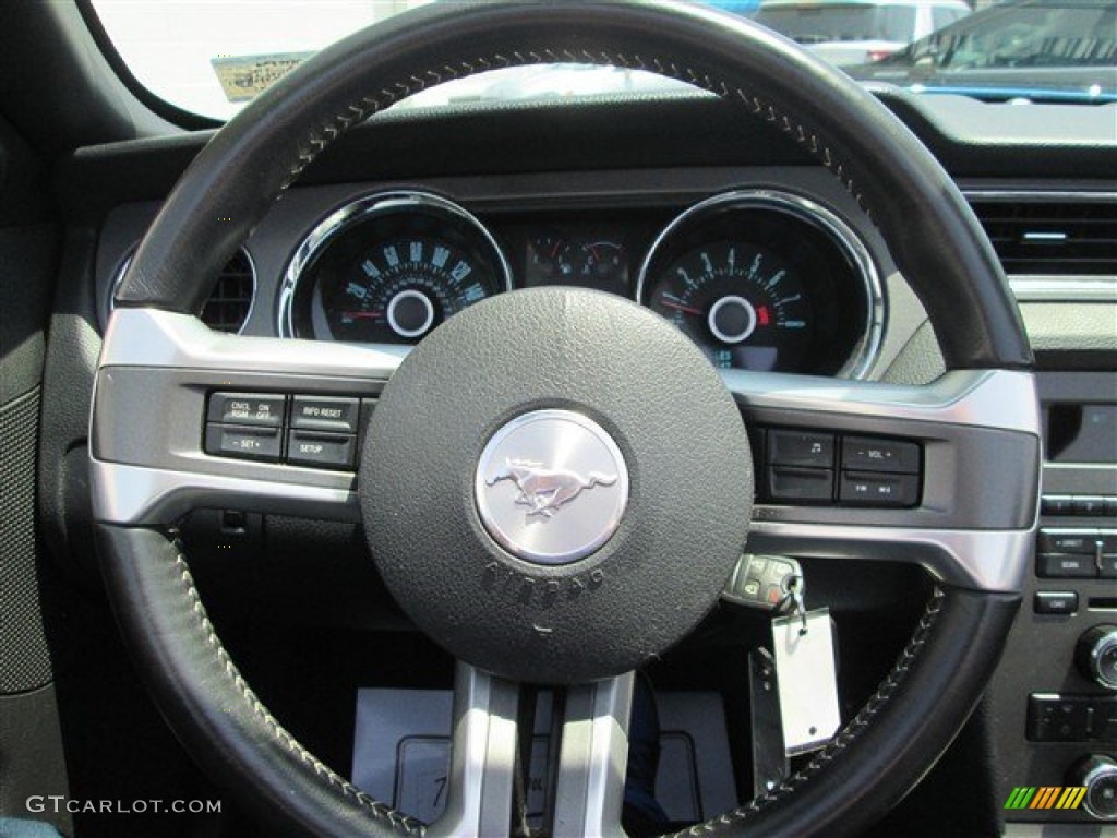 2013 Mustang V6 Convertible - Grabber Blue / Charcoal Black photo #24