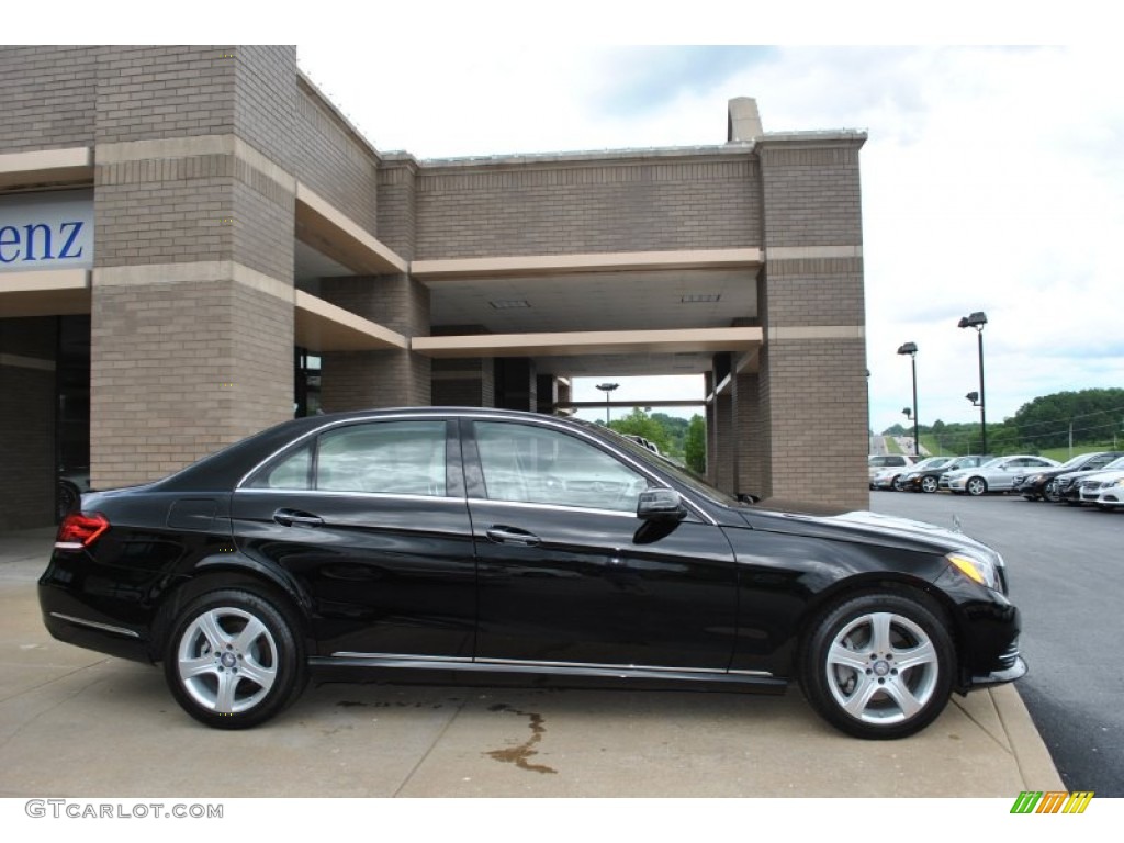 2014 E 350 4Matic Sedan - Black / Silk Beige/Espresso Brown photo #2