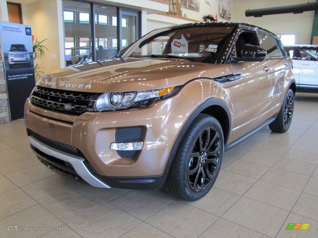 Zanzibar Metallic 2014 Land Rover Range Rover Evoque Dynamic Exterior Photo #94362556