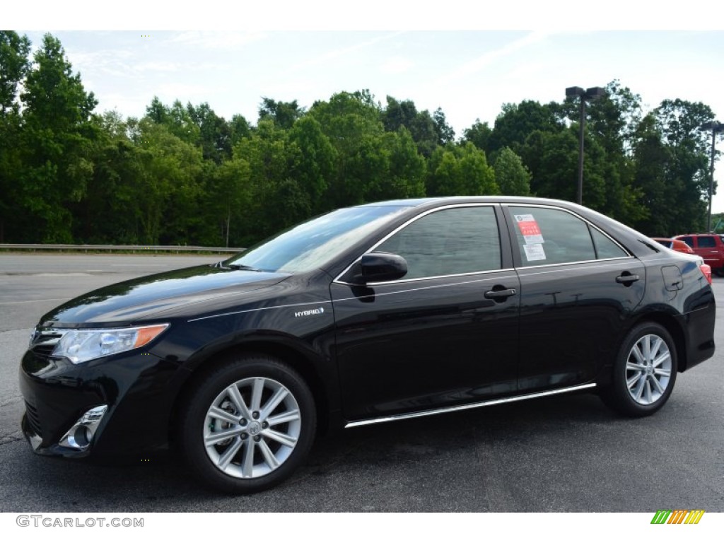 2014 Camry Hybrid XLE - Attitude Black Metallic / Ash photo #3