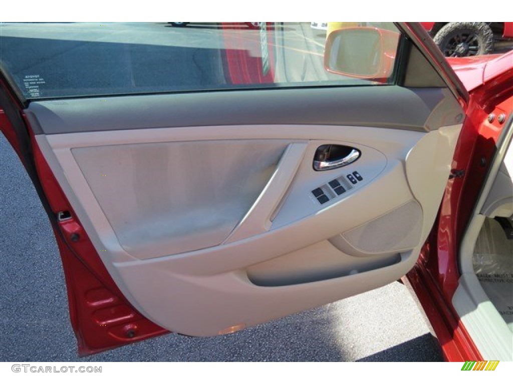 2010 Camry LE - Barcelona Red Metallic / Bisque photo #10